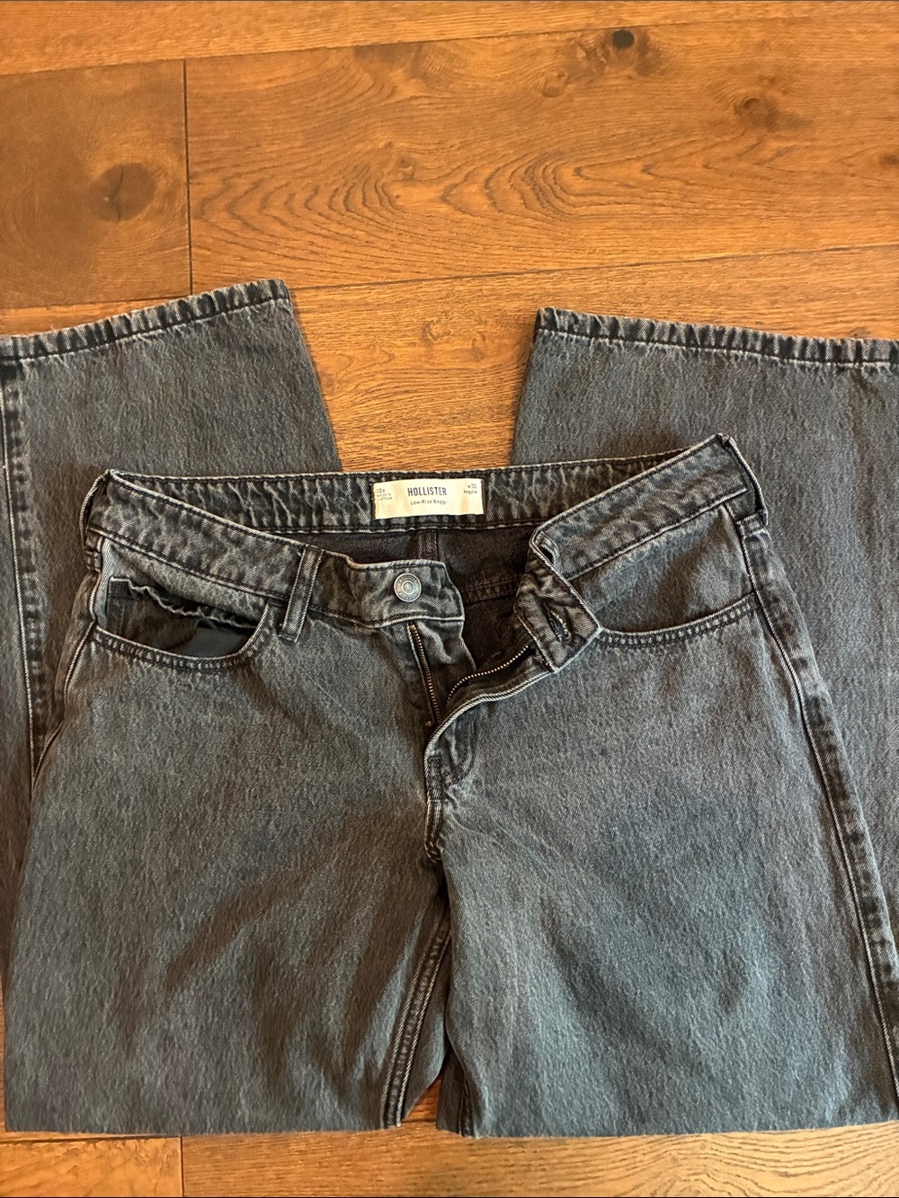 Hollister Women's High-Rise Straight Jeans - Charcoal Gray